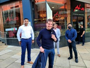News 5 Tom Cruise at Ashas Birmingham
